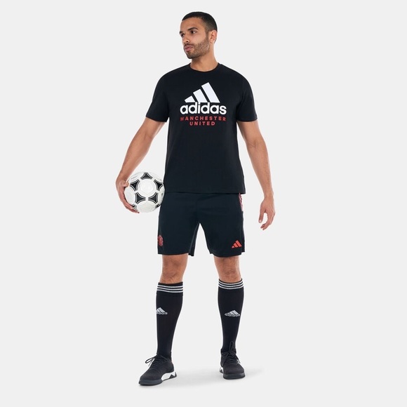ADIDAS • Men’s Black Manchester United DNA Graphic Tee Shirt - Picture 2 of 6